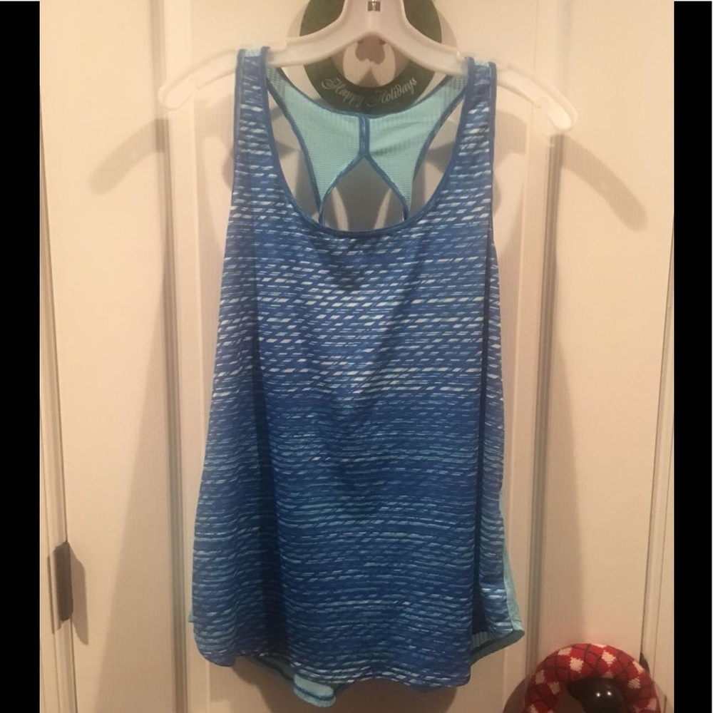 Under armor set blue top/capris